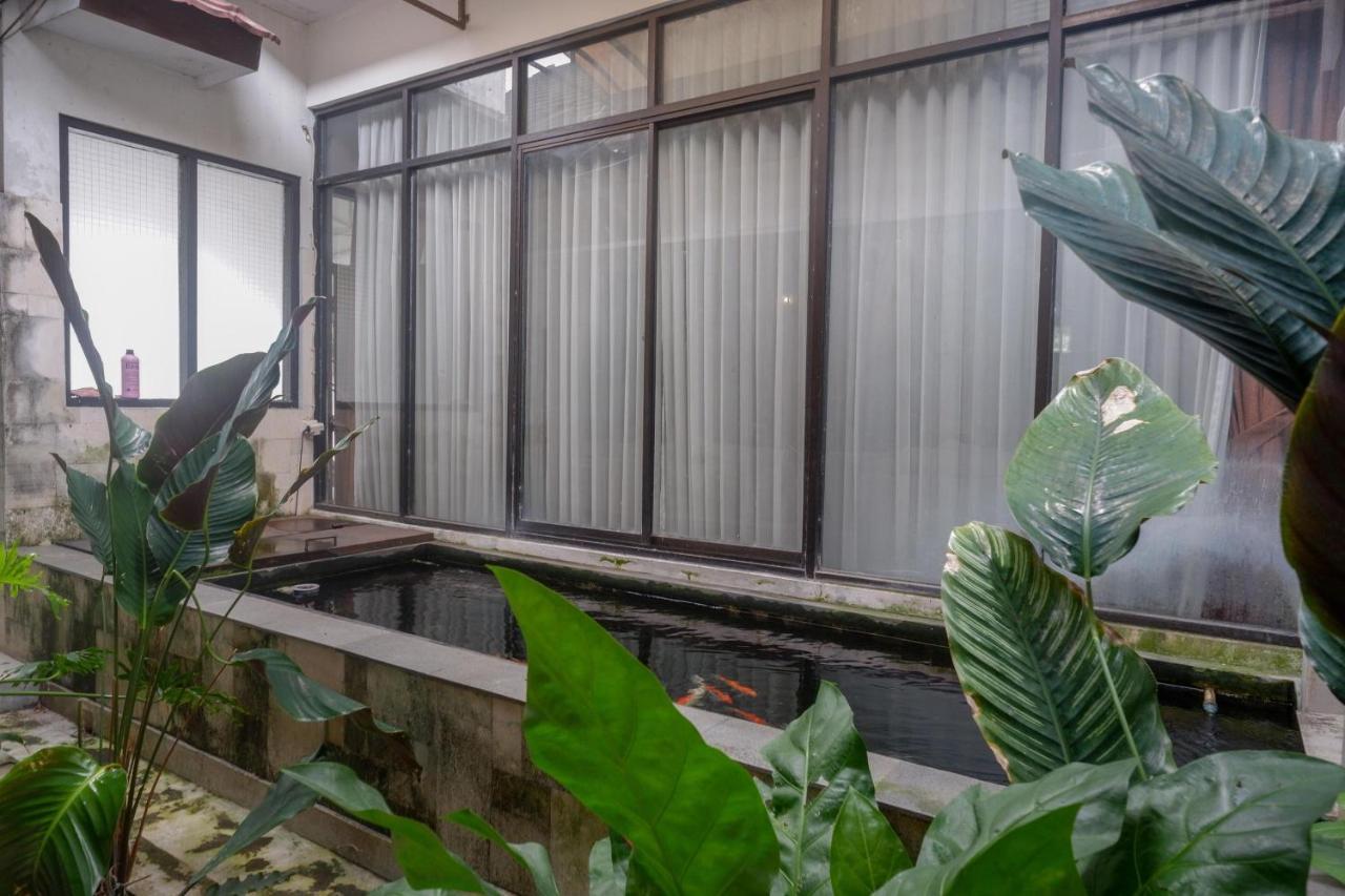 红多兹酒店-近城市商场 Melati 外观 照片